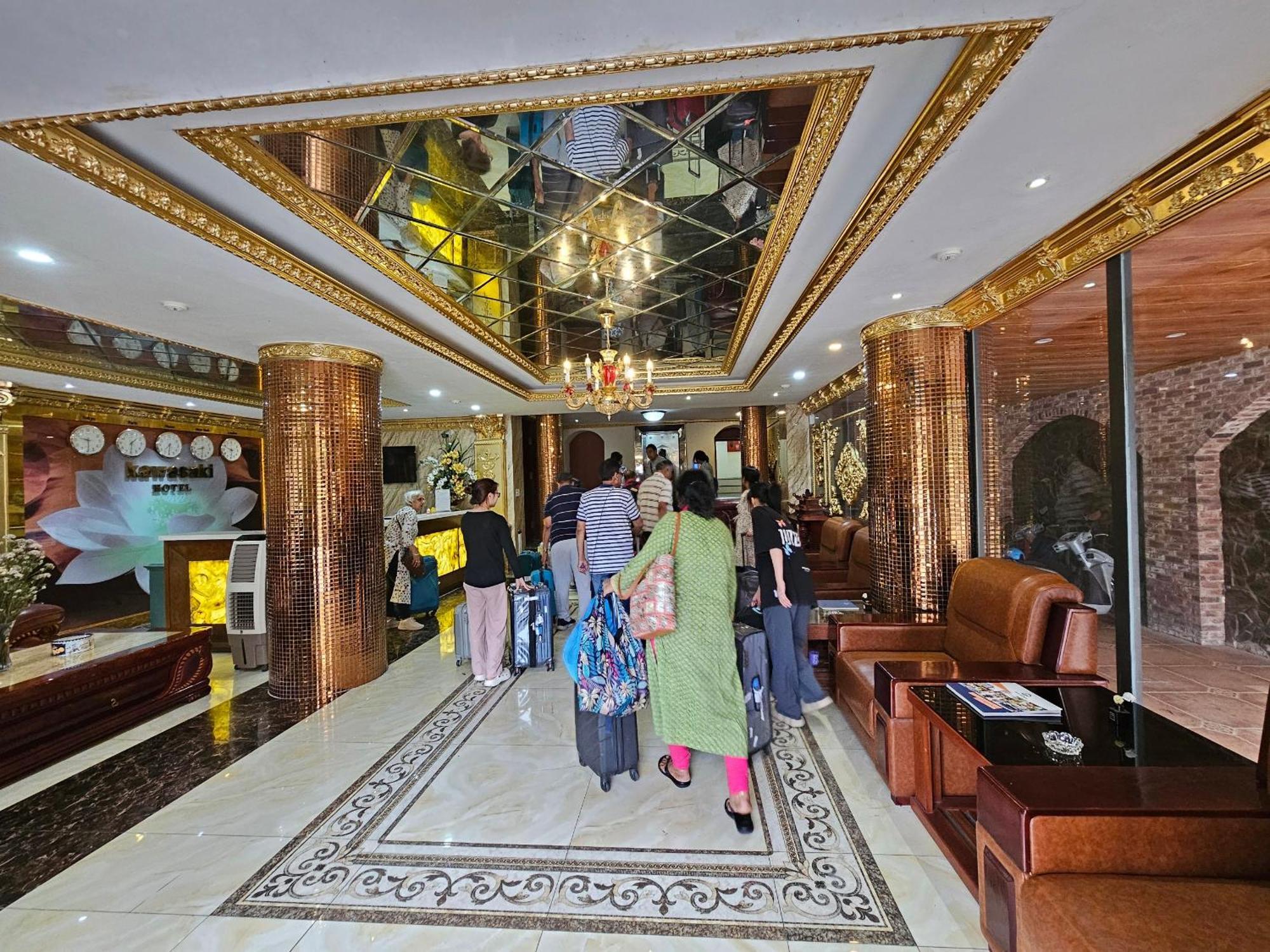 Kawasaki Noi Bai Airport Hotel Exterior foto